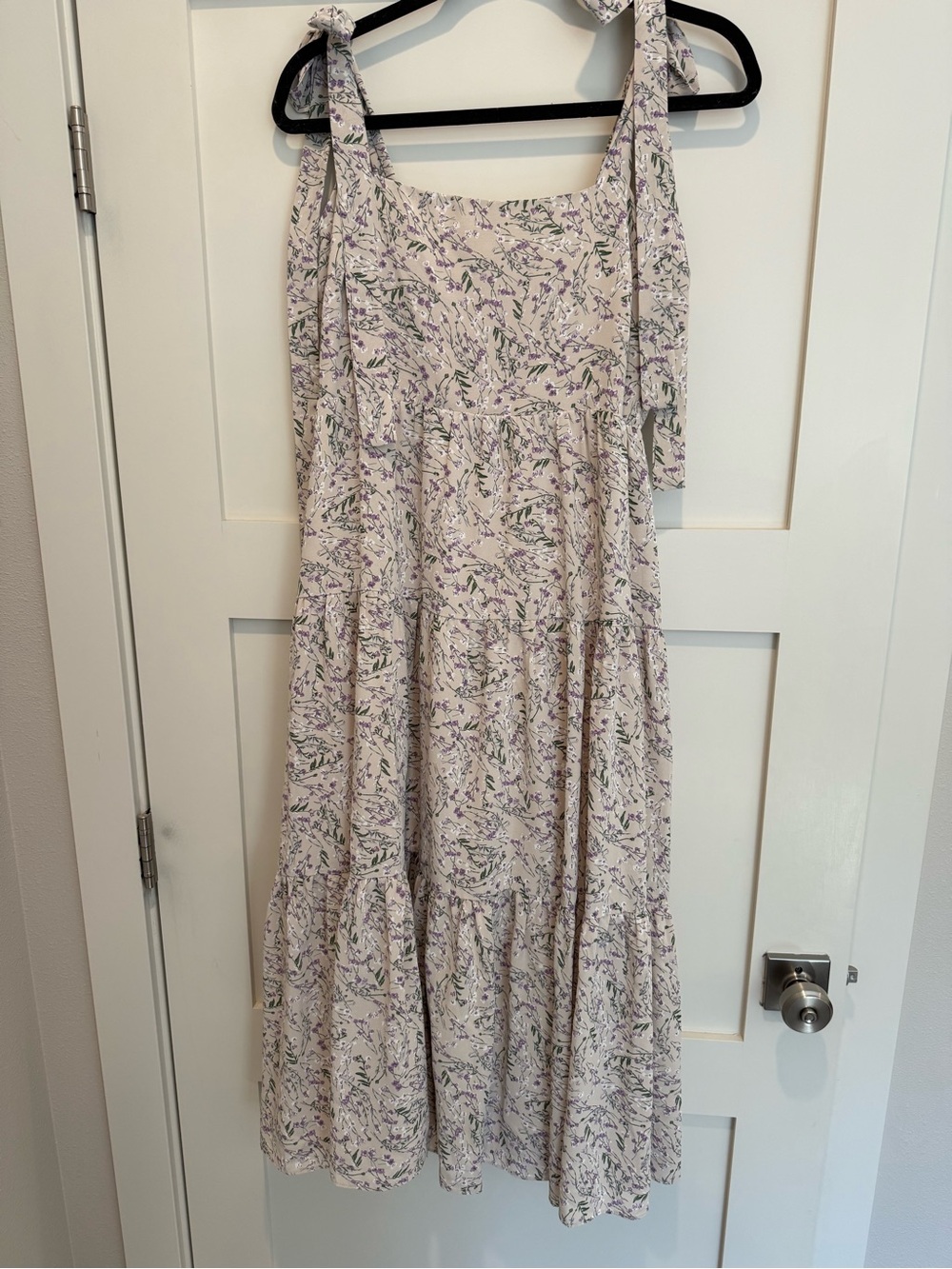 Chelsea28 Ivy Purple Floral Tiered Midi Dress - Size M